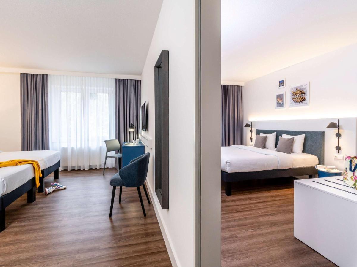 Ibis Styles Hamburg Alster City Exterior photo