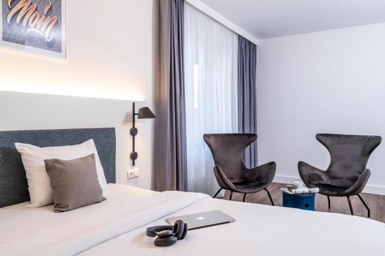 Ibis Styles Hamburg Alster City Exterior photo